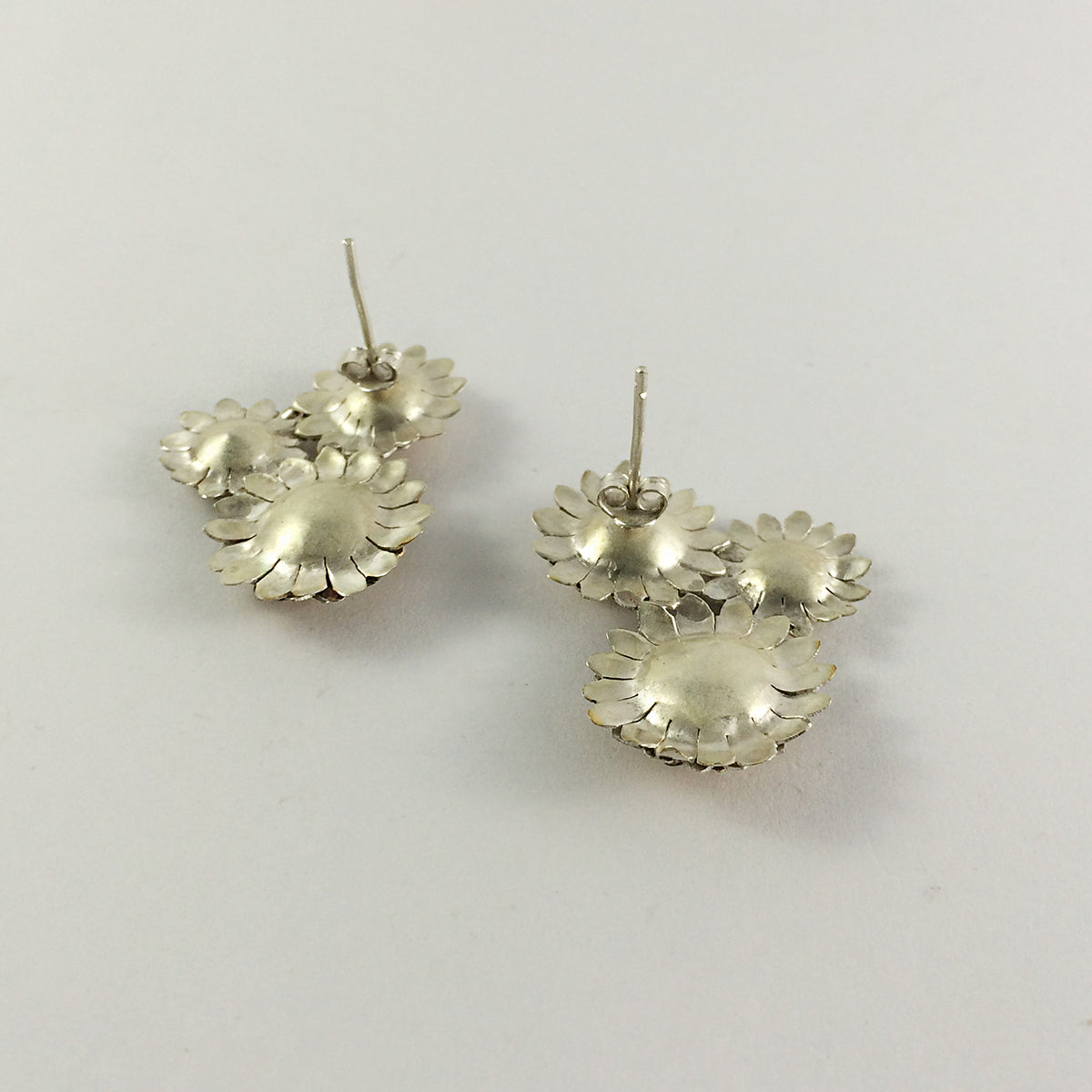 Troika earrings